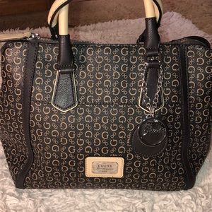Guess purse